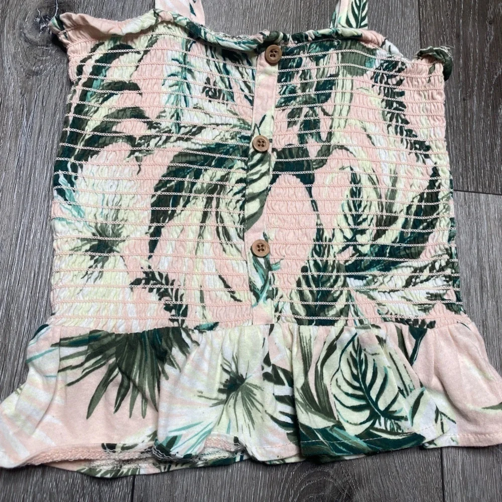 Old Navy Pawn Tree Tank Top Girl Size Small 6-7